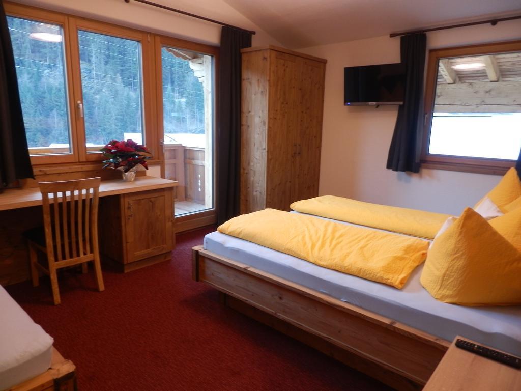 Apartmán Haus Alpenflora Flirsch Exteriér fotografie