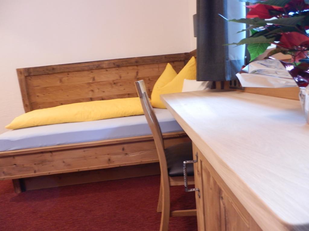 Apartmán Haus Alpenflora Flirsch Exteriér fotografie