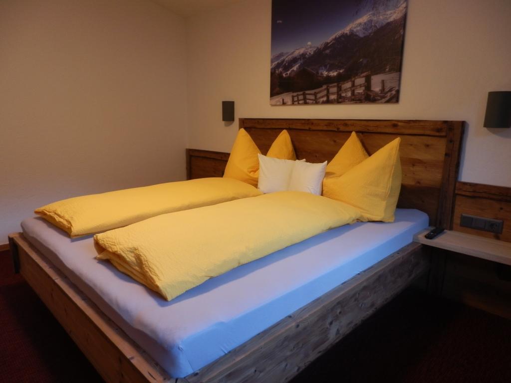 Apartmán Haus Alpenflora Flirsch Exteriér fotografie
