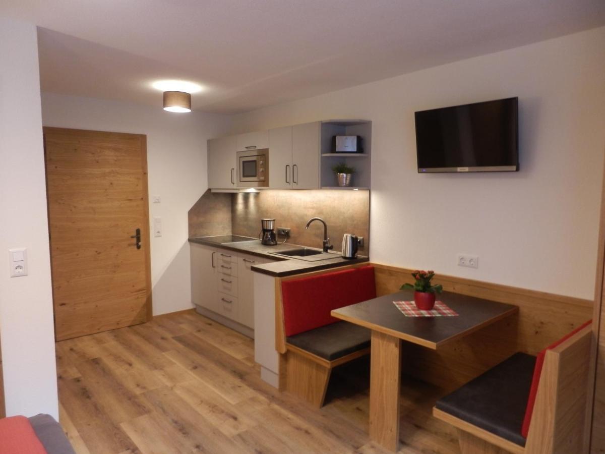 Apartmán Haus Alpenflora Flirsch Exteriér fotografie